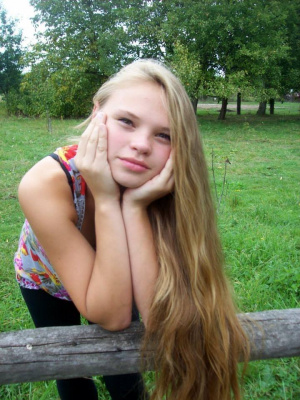 hair, skin, smile, sitting, leisure