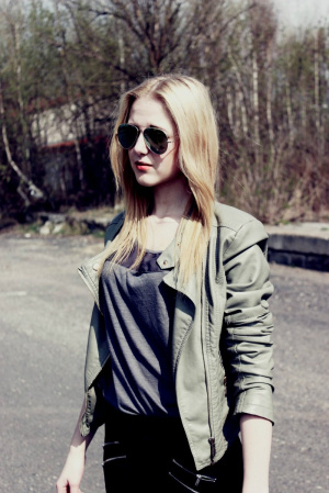 jacket, outerwear, jeans, cool, glasses, sunglasses