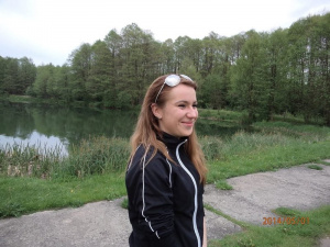 hair, jacket, outerwear, jeans, smile, leisure
