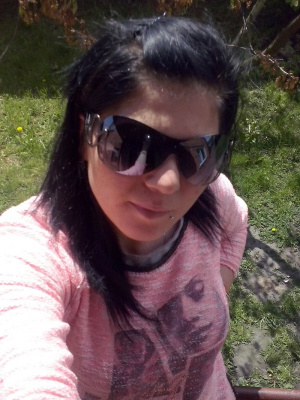 hair, smile, sunglasses