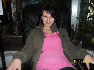 hair, hand, outerwear, fun, smile, cool, sitting