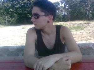 hand, fun, cool, glasses, sitting, leisure, muscle, sunglasses