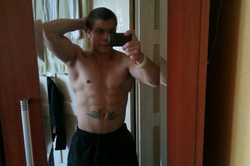 93r. 166cm , 65 kg  no i jak ?