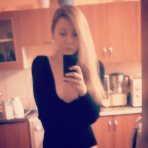 skin, selfie, fun, room