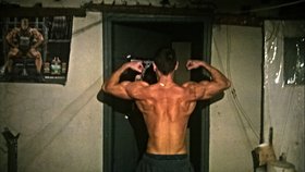 wiek 21 / wzrost 175cm / waga 65kg