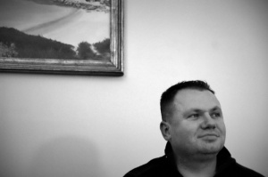 monochrome, room