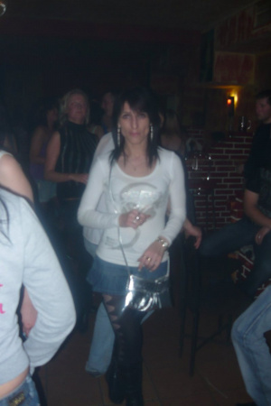fun, jeans, smile, cool, muscle, standing, interaction