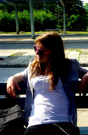 hand, cool, glasses, sitting, sunglasses