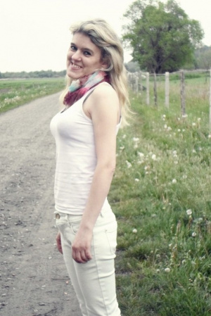 hair, dress