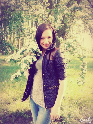 hair, jacket, outerwear, jeans, smile