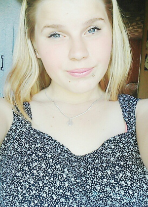 eyelash, hair, skin