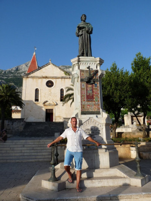 jeans, leisure, vacation, statue