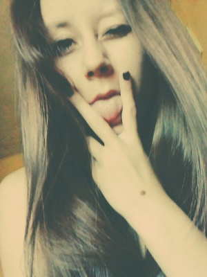 mouth, eyelash, skin, hand, selfie