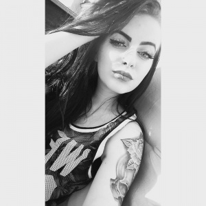 monochrome, model