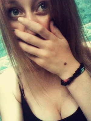 mouth, eyelash, hair, skin, hand, selfie, cool