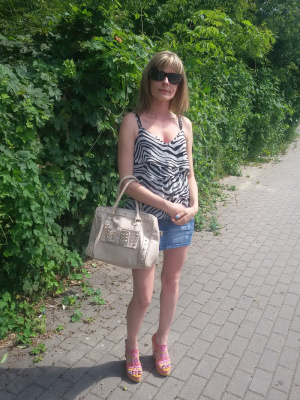 jeans, denim, handbag, bag, shoe, shorts