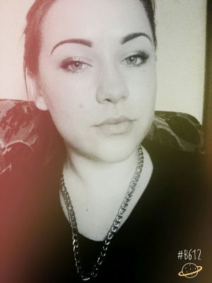 eyelash, skin, selfie, necklace, ear