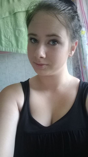 eyelash, hair, skin, dress