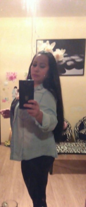 selfie, standing