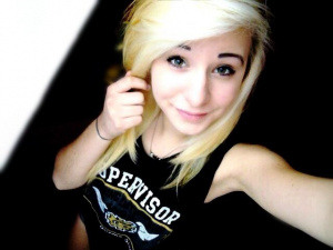 hand, smile