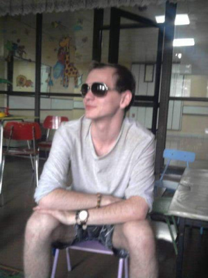 cool, glasses, sitting, chair