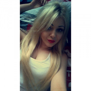 hair, skin, selfie