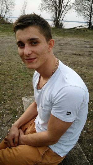 hand, smile, cool, sitting, muscle
