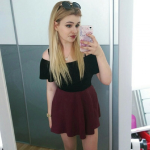 hair, dress