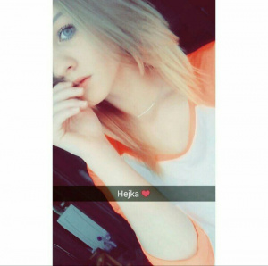 eyelash, skin, hand, selfie
