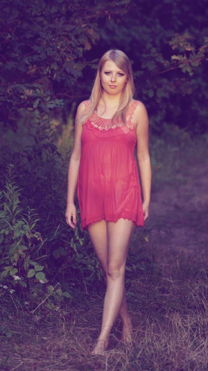 model, dress