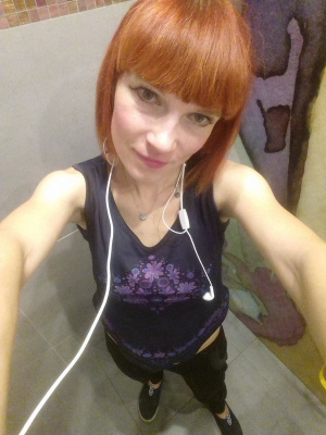hair, selfie, bangs