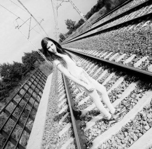 monochrome, track