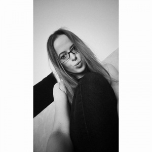 monochrome