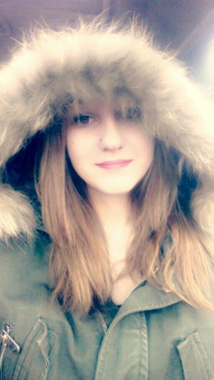 skin, selfie, textile, smile, cool, fur, hat