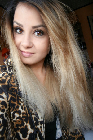 eyelash, hair