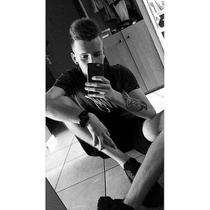 monochrome