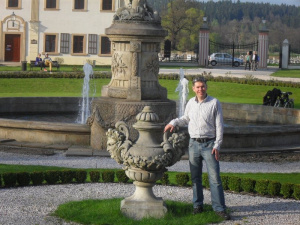 jeans, statue