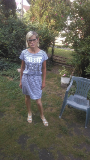 fun, leisure, vacation, standing, dress, chair