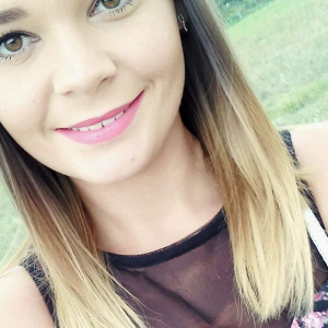 eyelash, lipstick