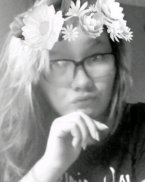 hand, glasses, dress, petal, flower