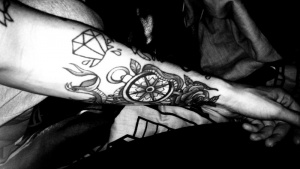 hand, monochrome, tattoo