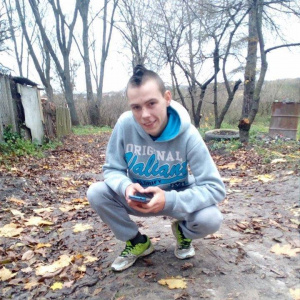 hand, sitting, soil
