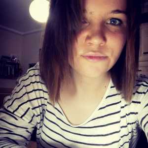 hair, selfie, fun, smile, cool, bangs
