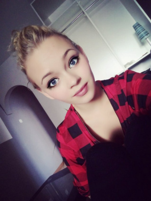 skin, selfie, cool