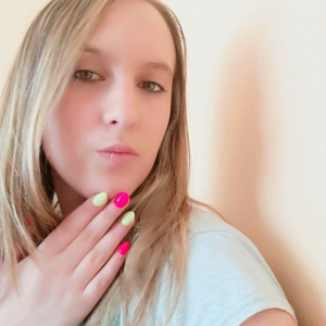 nail