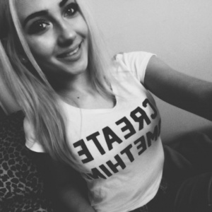 hand, selfie, smile, cool, monochrome, model
