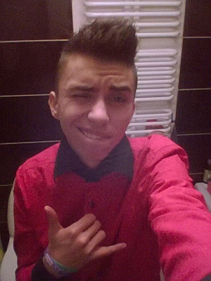 hand, selfie, fun, smile, cool, muscle, ear