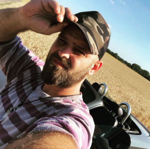 hair, hand, cool, beard, moustache