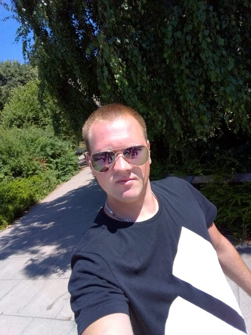 fun, smile, cool, glasses, leisure, muscle, vacation, sunglasses