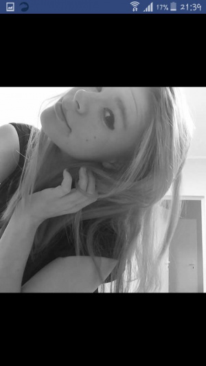 monochrome, screenshot